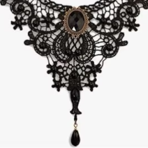 Gothic Victorian Black Lace Necklace / Choker - Picture 5 of 5